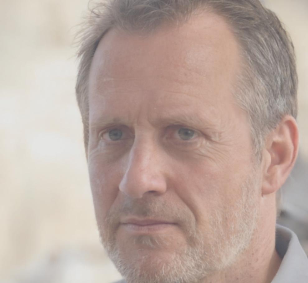 Portrait of Lars Andersson, financial technology specialist